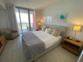 BeachWalk 1B 1B Apmt Amazing View 26A - Hallandale Beach - 5