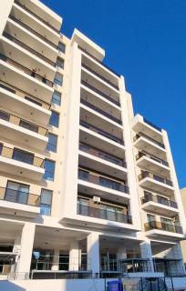 Lake Tower Apartments - Mamaia - 3