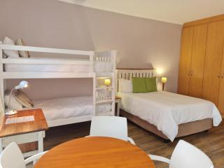 10 Windell Self Catering Accommodation - Durbanville - 5