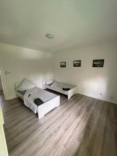estrella24 LIVING ROOMS London - Herne - 1