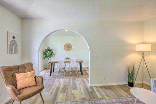 Modern Boho Gem Yard and 10 Mi to Baxter Arena - 3