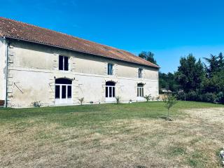 Surf & Skate house, ancien chai viticole. - 9