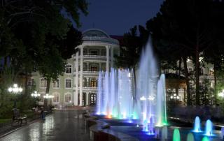 Bahoriston Hotel - Qayraqqum - 0