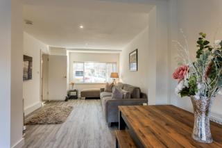 Casa Cella - Centrally located 4 bedroom house with private driveway and garden - Kent - 9