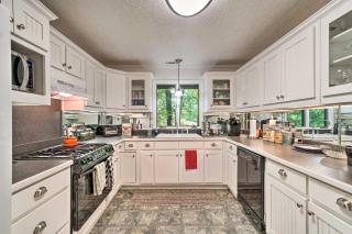 Serene Sky Valley Family Chalet with Fireplace - 9