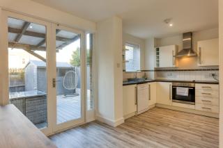 Casa Cella - Centrally located 4 bedroom house with private driveway and garden - Kent - 5