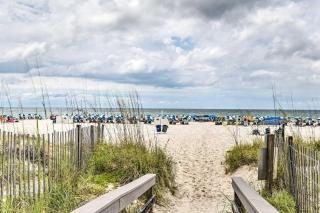 Beachside Corner-Unit Condo in Gulf Shores! - Gulf Shores - 8