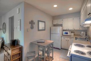 Studio Purgatory Townhome 103 - 5