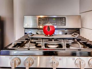 3329 W 31st - 3