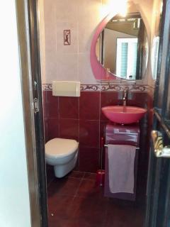 Doctor's House - 1