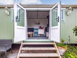 The Shepherd's Hut - Aberdyfi - 9