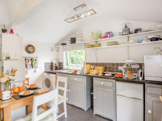 The Shepherd's Hut - Aberdyfi - 4