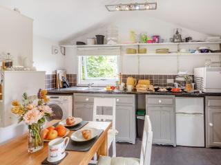 The Shepherd's Hut - Aberdyfi - 3