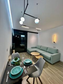 Deluxe apartment bllok - Tirana - 0