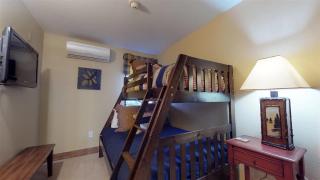 Luxury 3 Bedroom Lionshead Village Condo With Rooftop Pool, Hot Tubs - 4