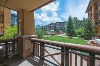 Unequalled Ski in Out Location Next to Gondola 1BR extended patio walkout to Pool Golf C005B - Park City - 5