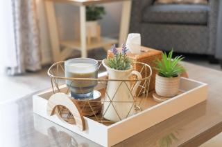 Family-Friendly Boho Stay - Sleeps 10 - Near the Falls - Thorold - 5