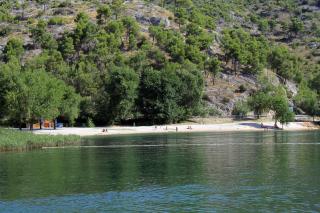Family friendly house with a swimming pool Gluici, Krka - 11337 - Validžići - 6