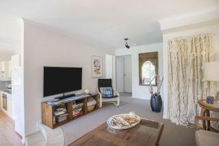 Relax at The Sands - 6