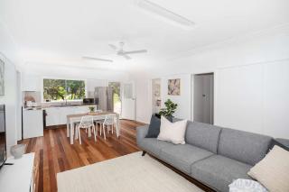 Barefoot Bungalow - Mollymook - 3