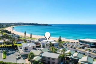 Beachfront Four - Mollymook - 4