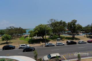RIVERFRONT BREEZE @ The Cosmopolitan Unit10307 - Maroochydore - 8
