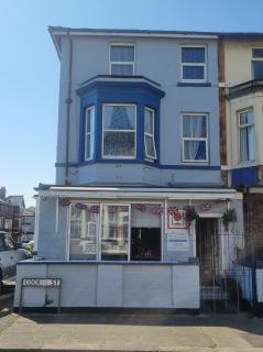 Tracey's Driftwood - Blackpool - 9