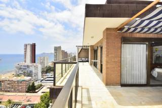 Ático con gran terraza - Benidorm - 1