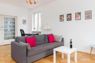 100m2 Apartment with Beautiful Old Town View by Noclegi Renters - 6