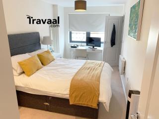 Travaal.©om - 2 Bed Serviced Apartment Farnborough - Farnborough - 4