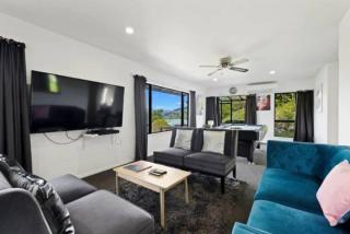 Alpine Escape - Elevated Views with Spa - Queenstown - 6