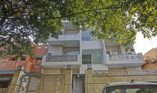 Treebo Aviraj Inn - Noida - 8