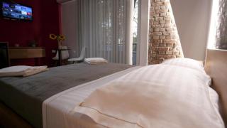 KONI's Studio Apartments - Tirana - 4