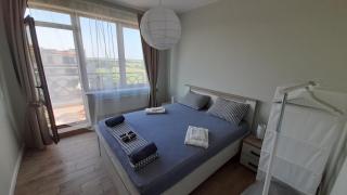 Panoramic 18th green view apartment in Lighthouse - 2