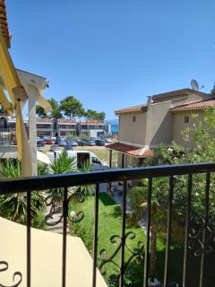 Spacious 2-bedroom vacation home with sea view - 7