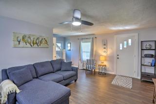 Lorain Lake Cottage Less Than 1 Mi to Lake Erie Fun! - Lorain - 7