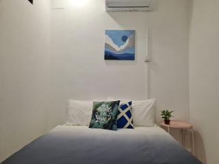 Room @ Lorong Kelawai near to Gurney Paragon - George Town - 7