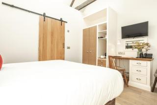 Pentonbridge Inn - Restaurant with Rooms - 3