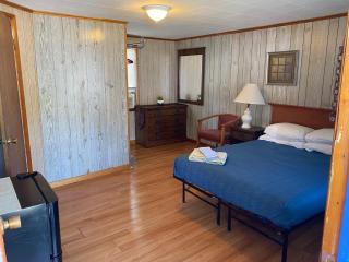 Hillside Motel - Lake George - 3