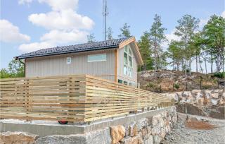 Amazing Home In Færvik With Wifi - 9