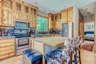 Second Chair Inn - 3