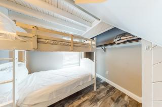 La Vista Bay Complex - 2