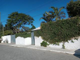 Studio Cravo e Canela - Aconchego e privacidade, ideal para casais, com cozinha completa, Wi-Fi, vaga de garagem, excelente custo benefício, lugar tranquilo entre as praias dos Ingleses e Moçambique - Florianópolis - 2