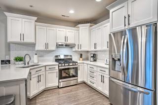 Modern Indianapolis Home with Skyline Views - 2