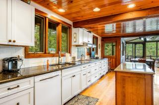 Beebe Lake House - Castleton - 9