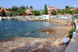 Apartments by the sea Ugljan - 8423 - 6