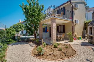 Apartments by the sea Nerezine, Losinj - 2519 - 0