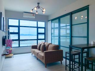Sunset Seaview Vacation Condos @ Jesselton Quay - 4