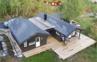 Cozy Home In Sykkylven With Kitchen - Sykkylven - 1