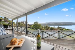 Splendour on Spencer - Lake Tarawera Holiday Home - 2